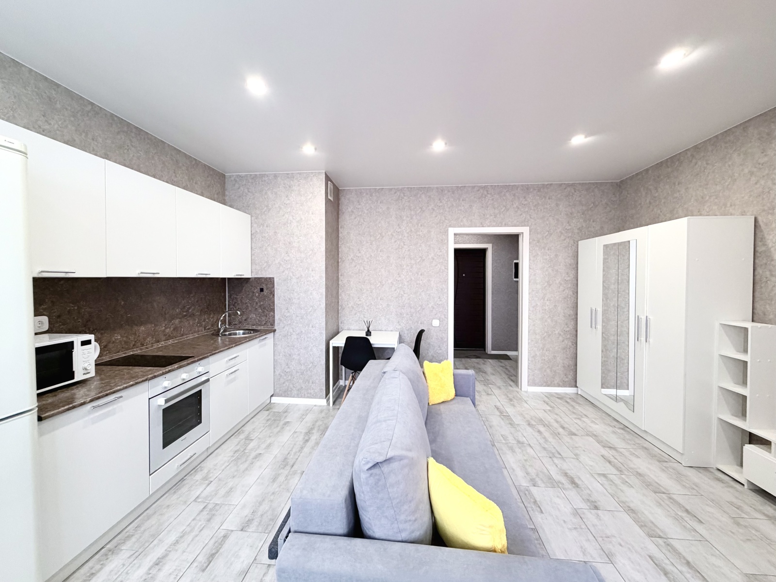 Апартаменты панорамным видом сердце Казани! ЖК ГОЛЛИВУД 