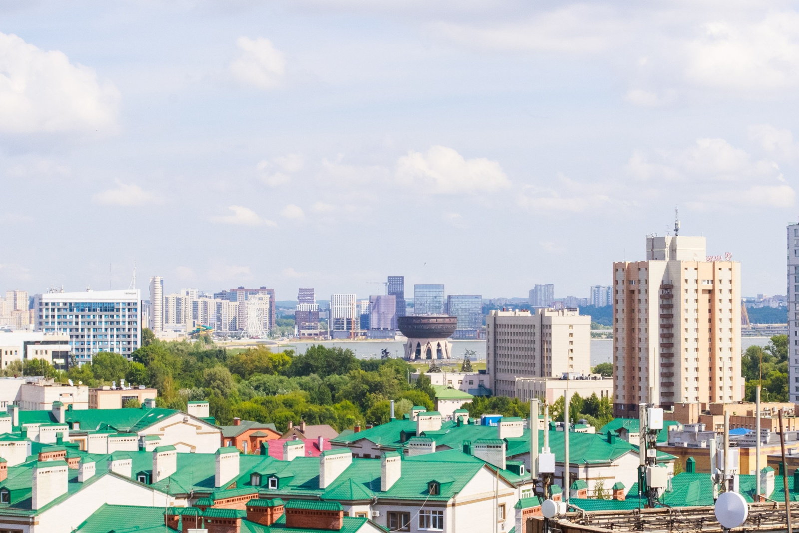 ютная студия с кондиционером рядом с метро Козья Слобода