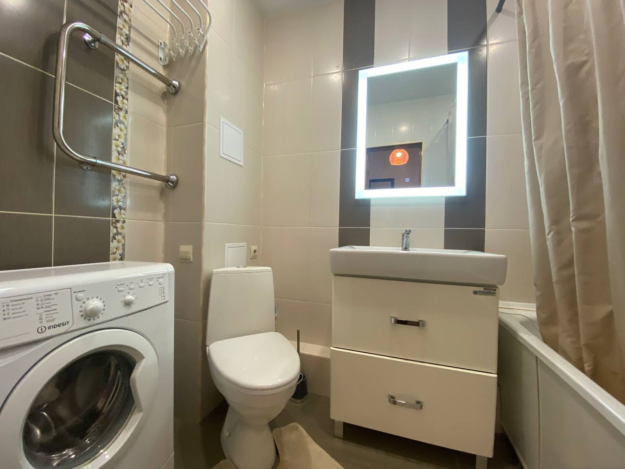 Апартамент с потрясающим видом на город в ЖК Арт Сити