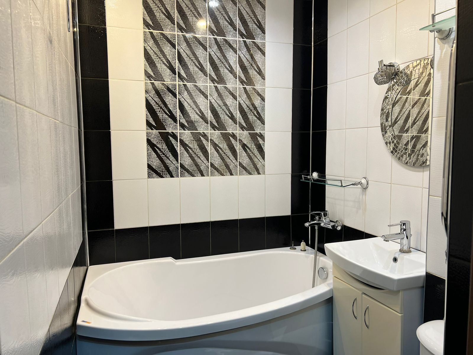 АпартКазань16 на улице Гаяза Ихсаки 1