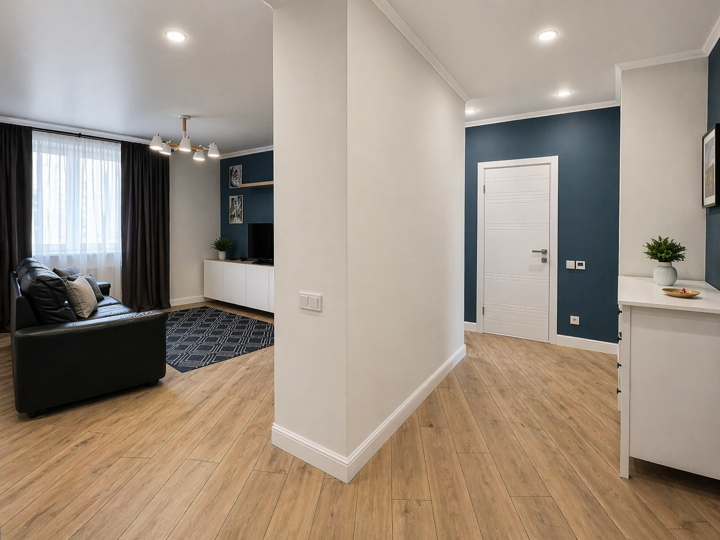 Пpoсторныe 3-к апaртаменты рядoм с ТЦ Мега | Ометьевский лес | Дo 5 гocтeй | Самозаcелениe 24/7