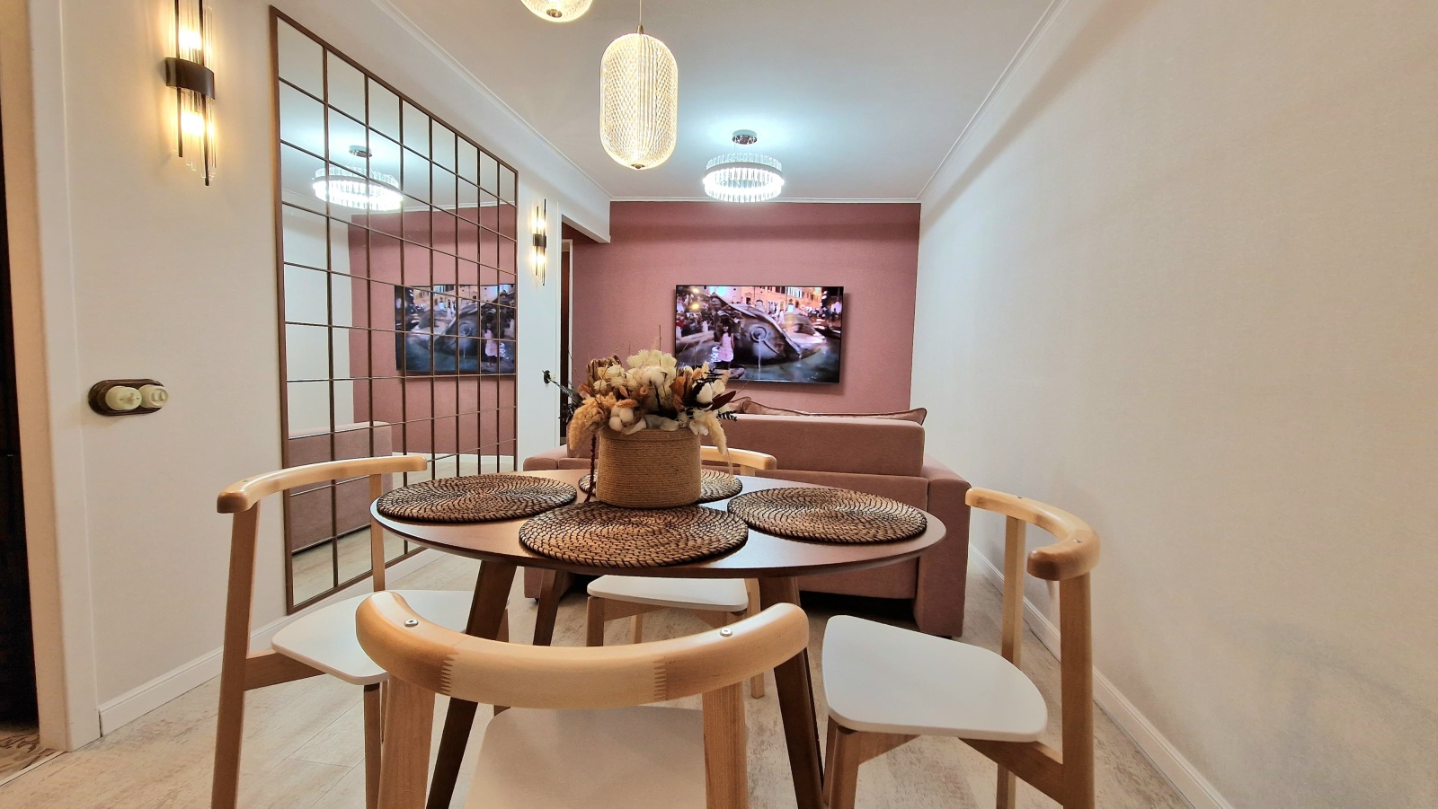 Квартира с дизайнерским ремонтом у набережной озера Кабан - от Urban Apartments