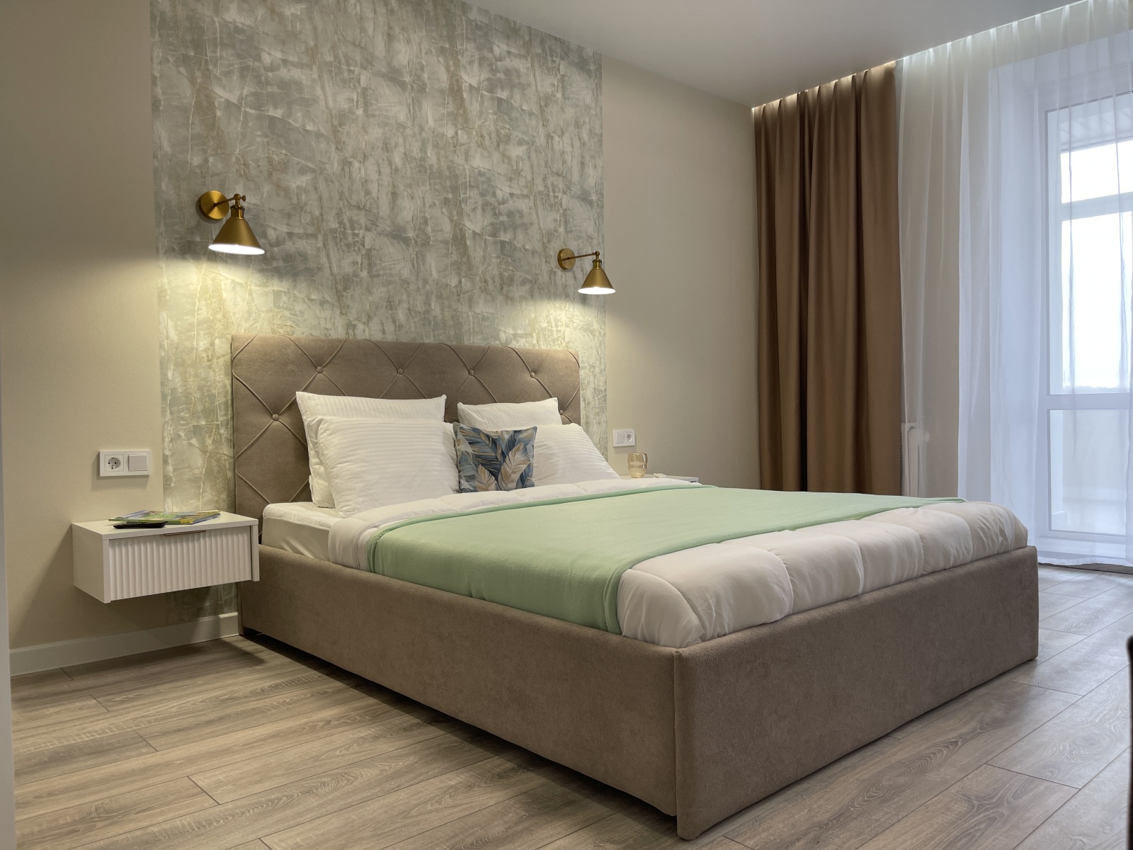 1-к. квартира, 50 м², 3 кровати 1-к. квартира, 50 м², 3 кровати 3 500 ₽  за сутки Менеджер