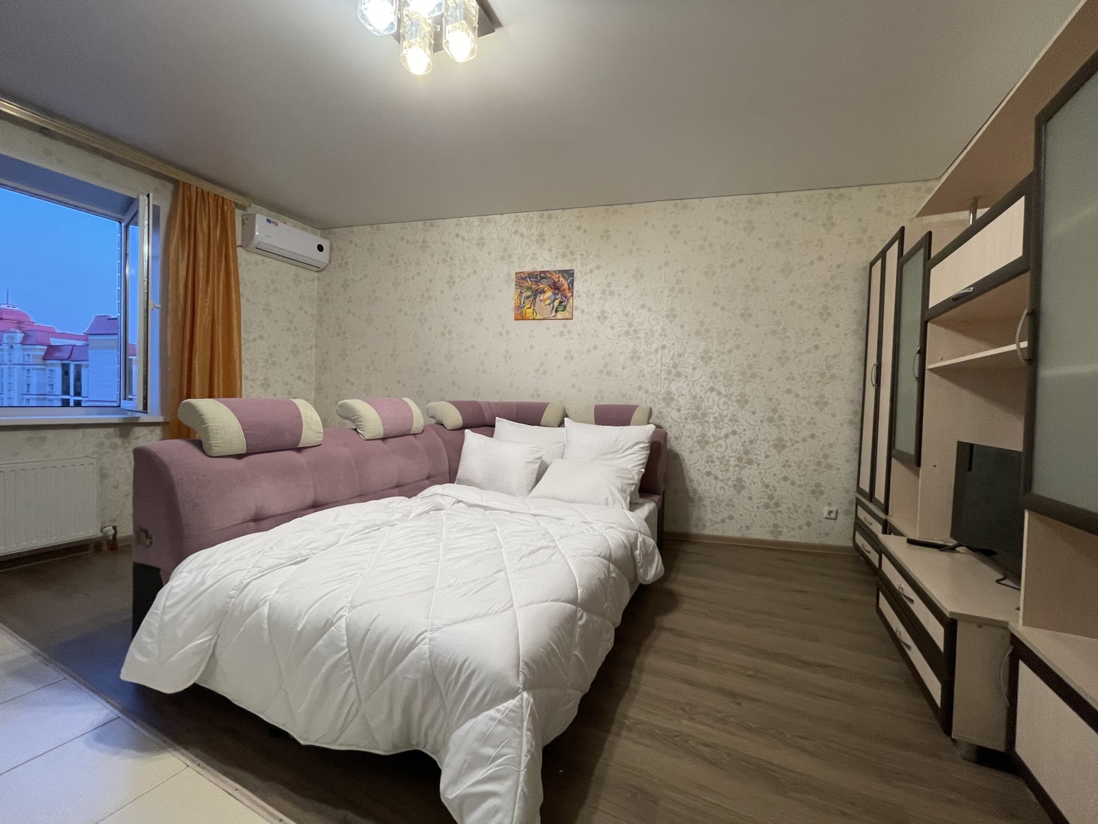 2-к. квартира, 80 м², 3 кровати