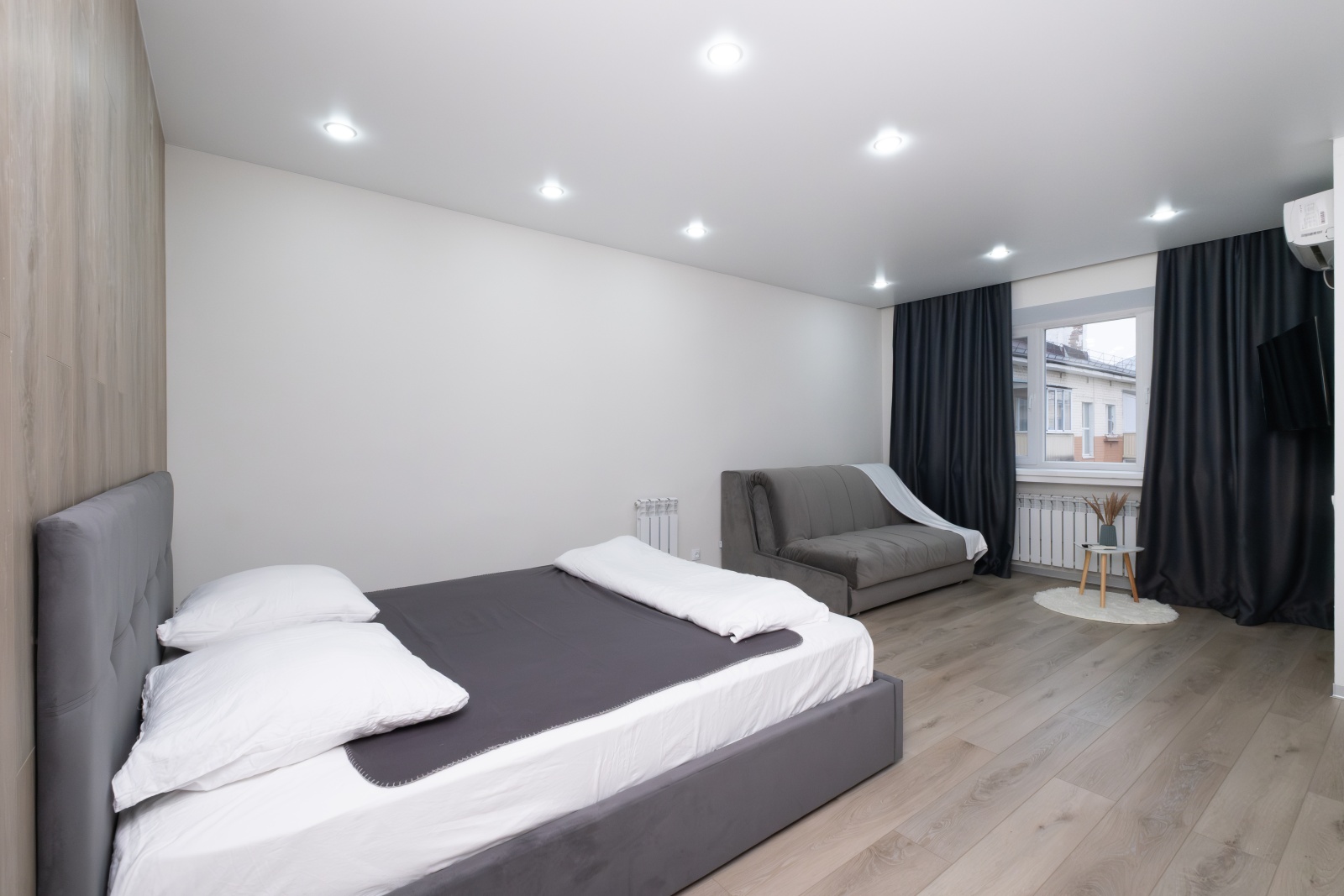  Стильная квартира у Нового театра Камала