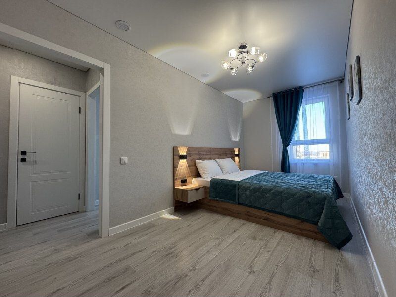 Чистая уютная и новую 1-комнатная квартира