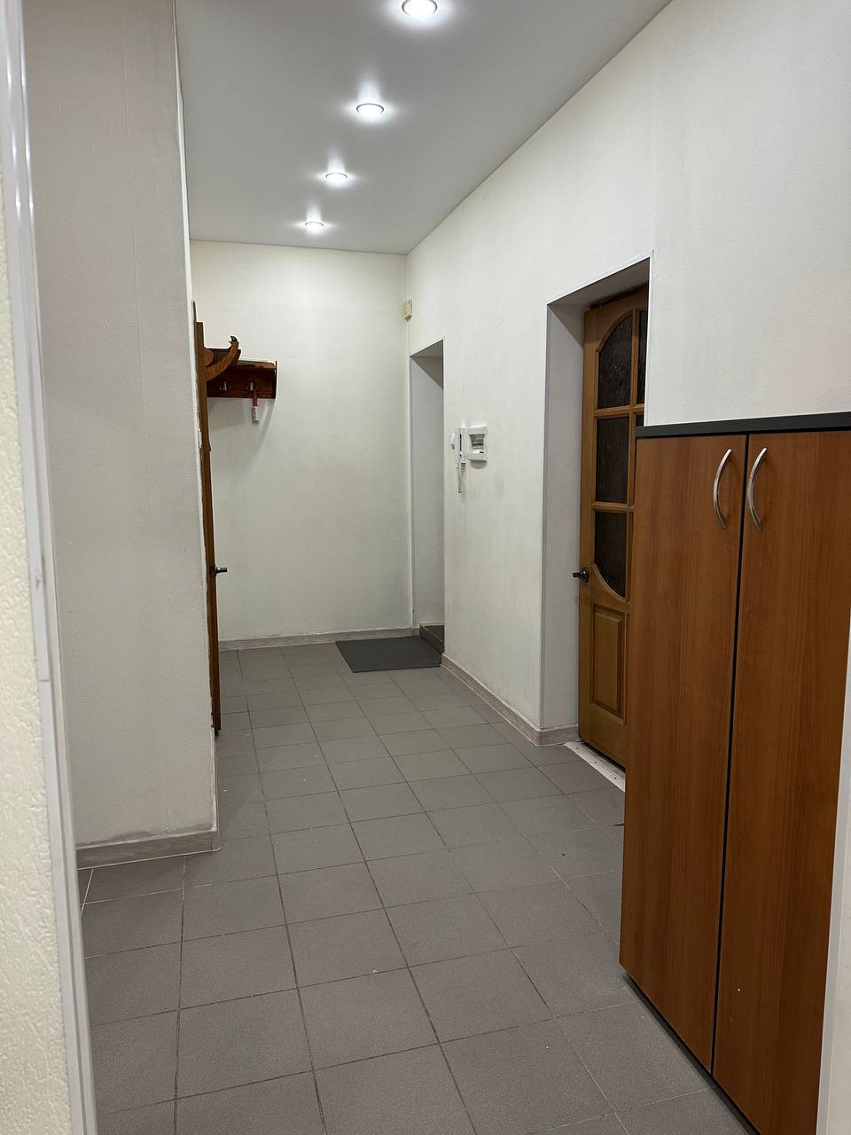 Просторная Трехкомнатная в Центре