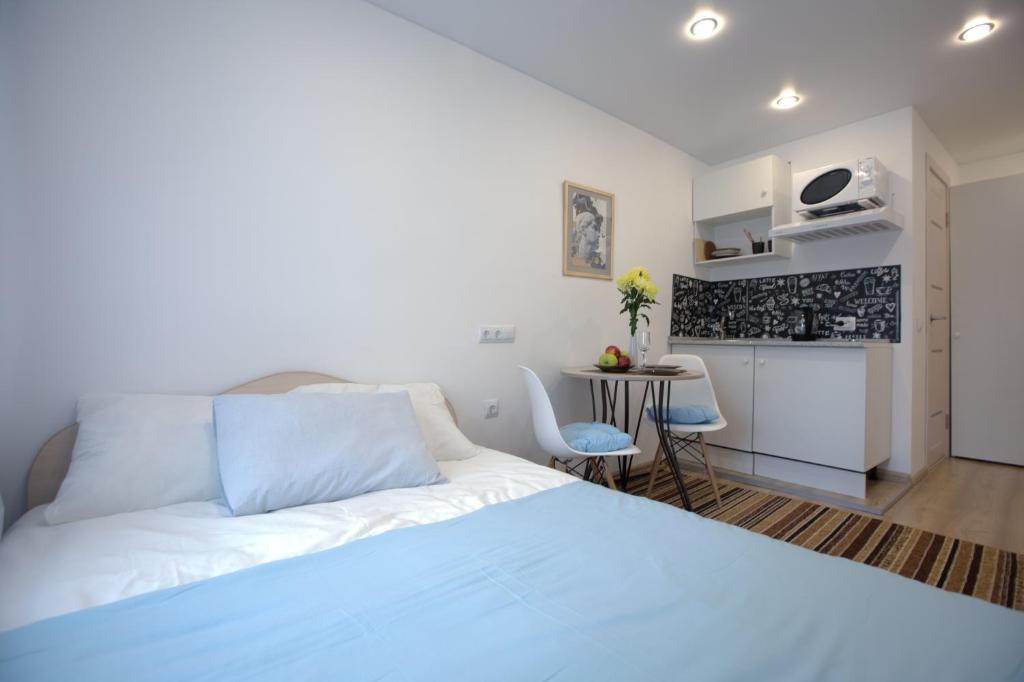 Голубая студия в центре Казани