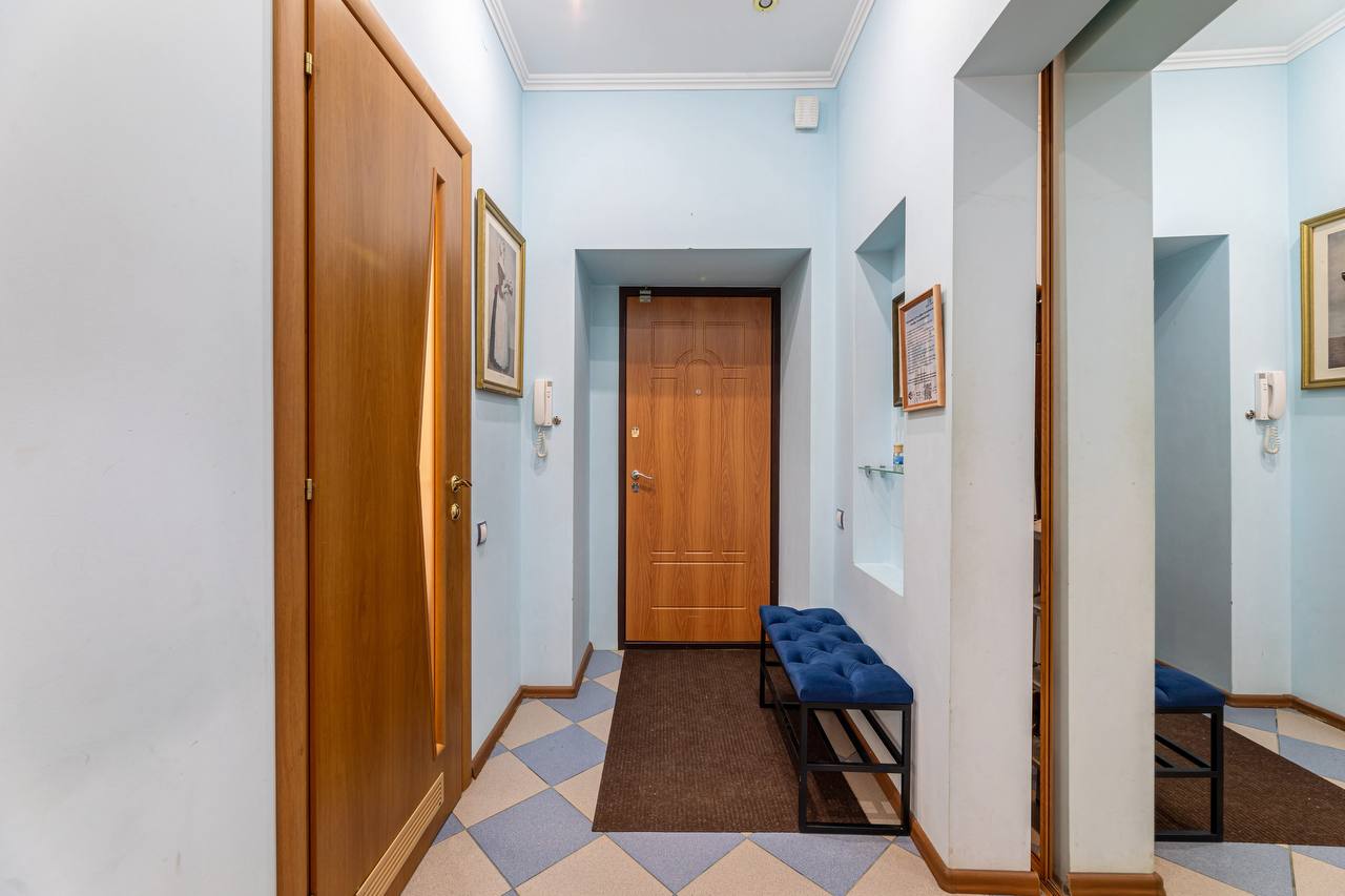 Трехкомнатная квартира в Центре Казани