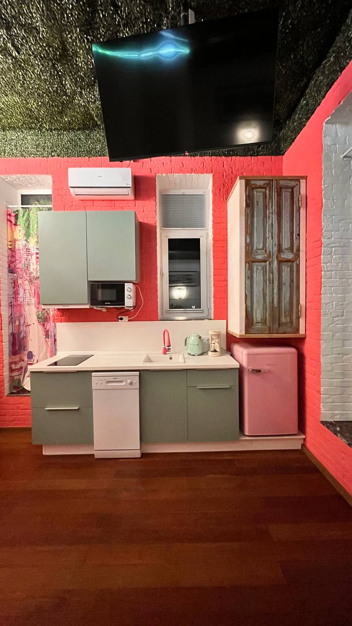 Квартира студия с панорамным видом на центр Казани!