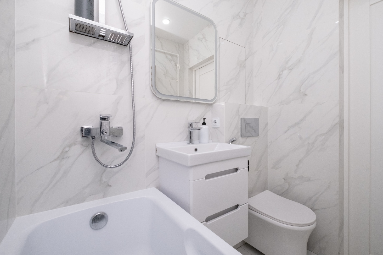  Стильная квартира у Нового театра Камала