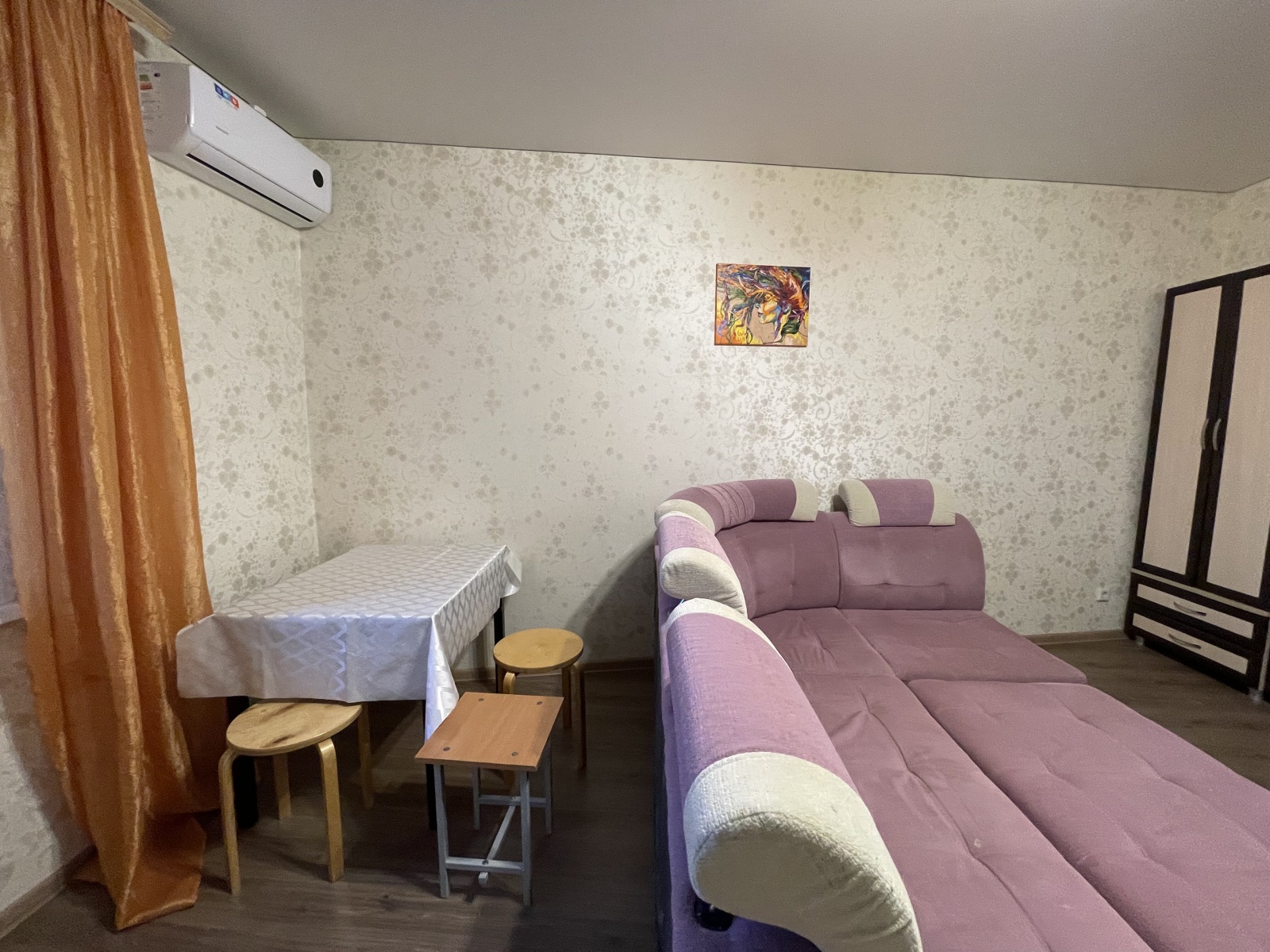 2-к. квартира, 80 м², 3 кровати