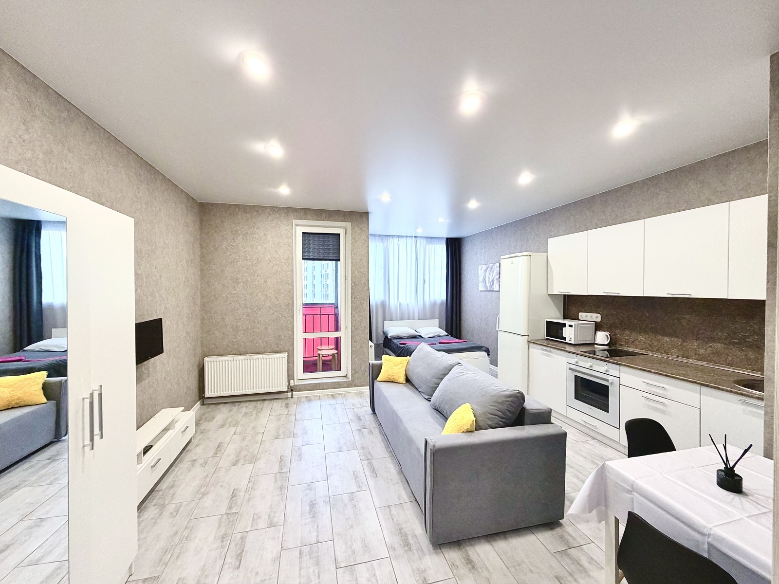 Апартаменты панорамным видом сердце Казани! ЖК ГОЛЛИВУД 