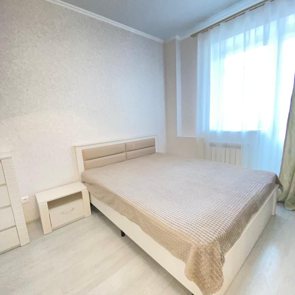 Адоратского 1а