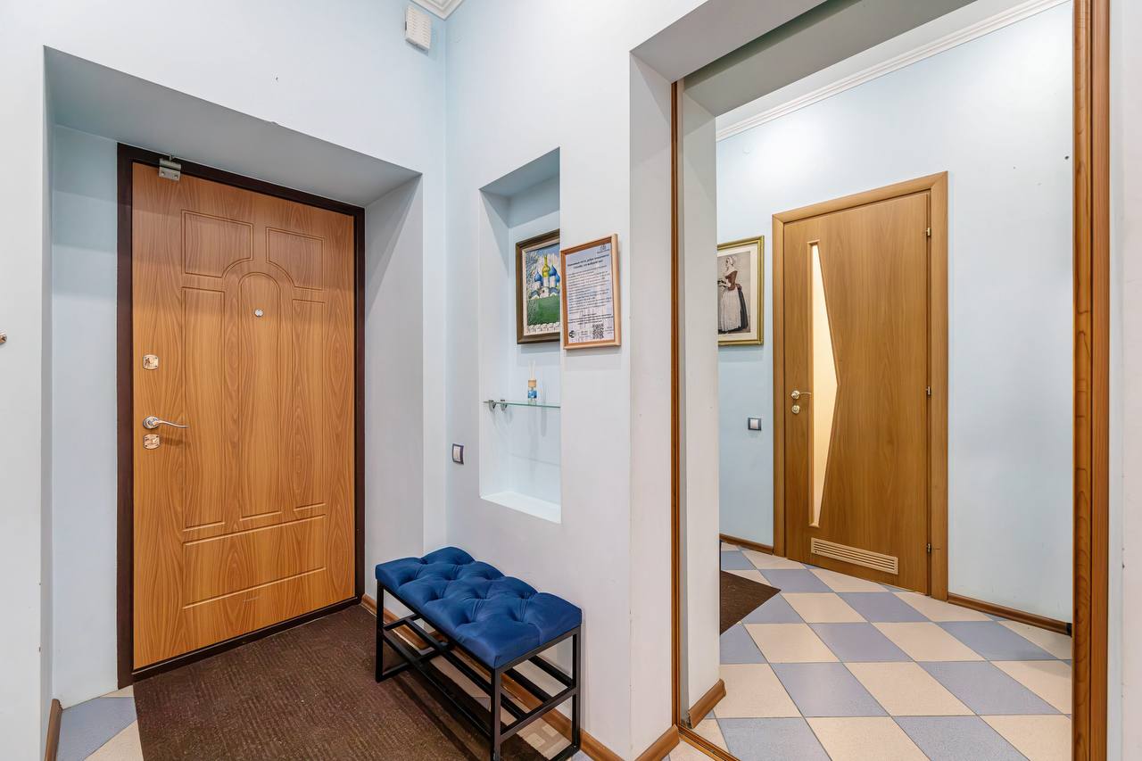 Трехкомнатная квартира в Центре Казани