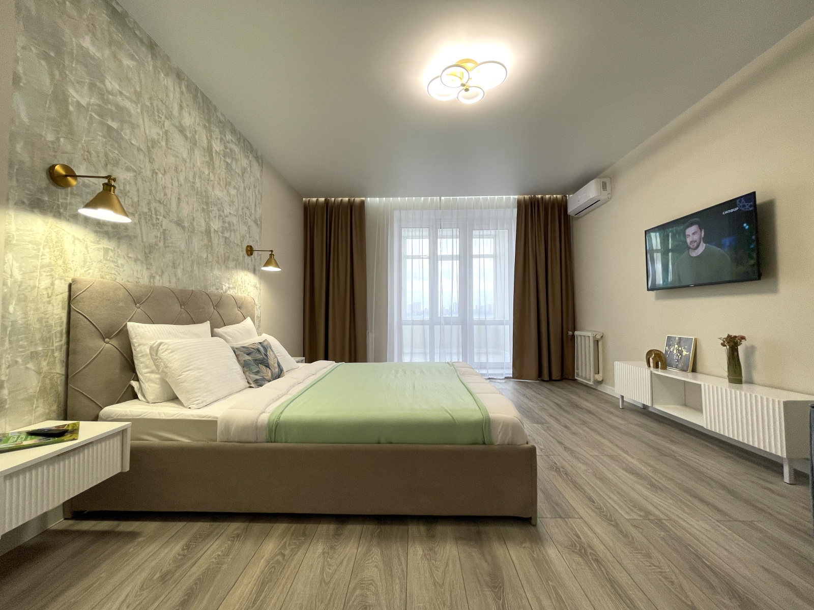 1-к. квартира, 50 м², 3 кровати 1-к. квартира, 50 м², 3 кровати 3 500 ₽  за сутки Менеджер
