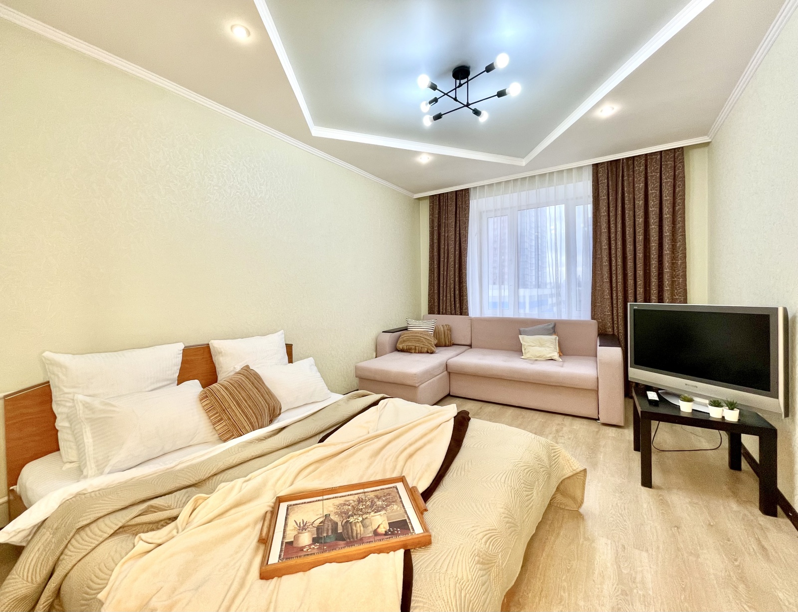 Апартаменты с кухней-гостиной возле аквапарка Ривьера