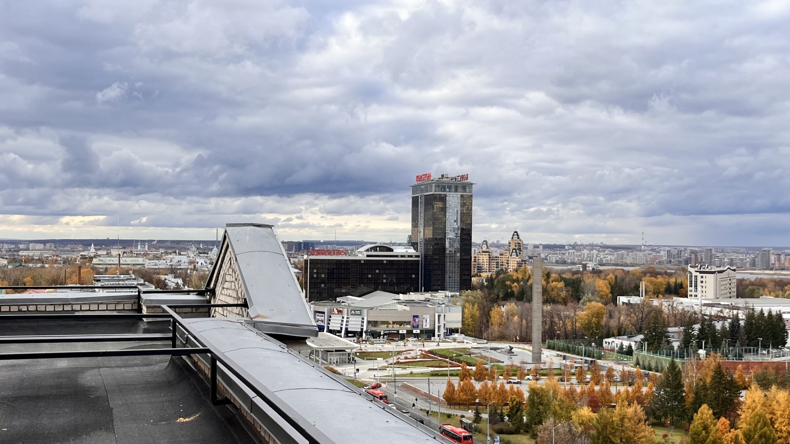 2х - комнатная квартира с панорамным видов на Казань!